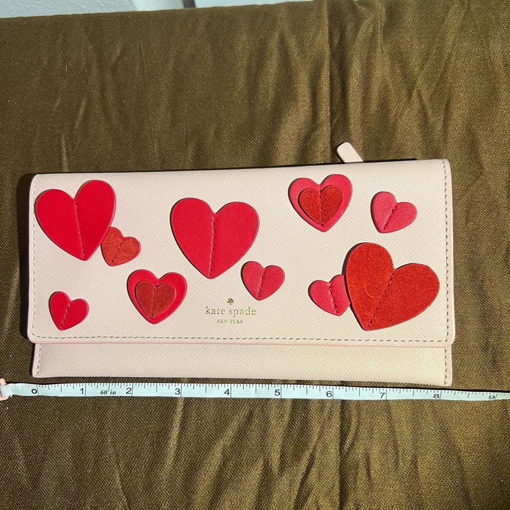 Kate Spade pink and red leather wallet. Rare and in great condition - Picture 15 of 15